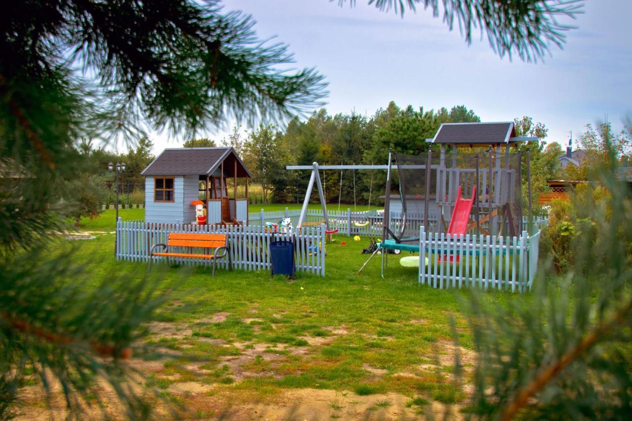 Bajeczny Dworek Karwia Buitenkant foto